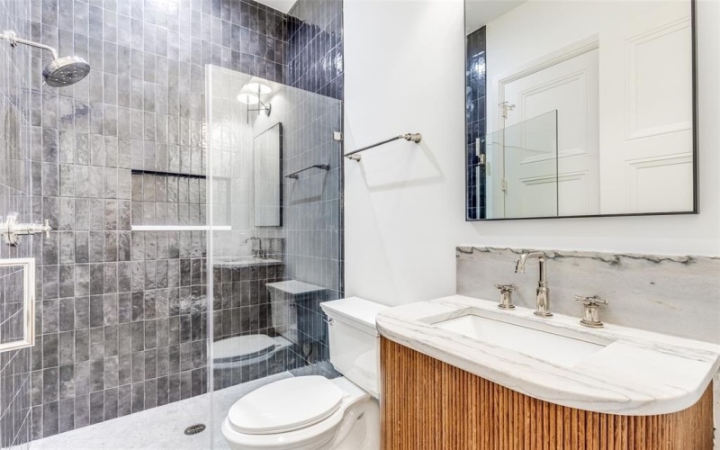 6201 Lakeshore Drive, Dallas, TX 75214, 5 Habitaciones Habitaciones , ,5 BañosBaños,Residential,En Venta,6201 Lakeshore Drive,0,21176745