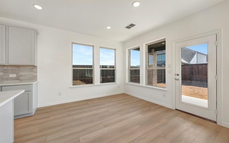 5404 Magallon Lane, Aubrey, TX 76227, 4 Bedrooms Bedrooms, ,3 BathroomsBathrooms,Residential,For Sale,5404 Magallon Lane,0,21177448