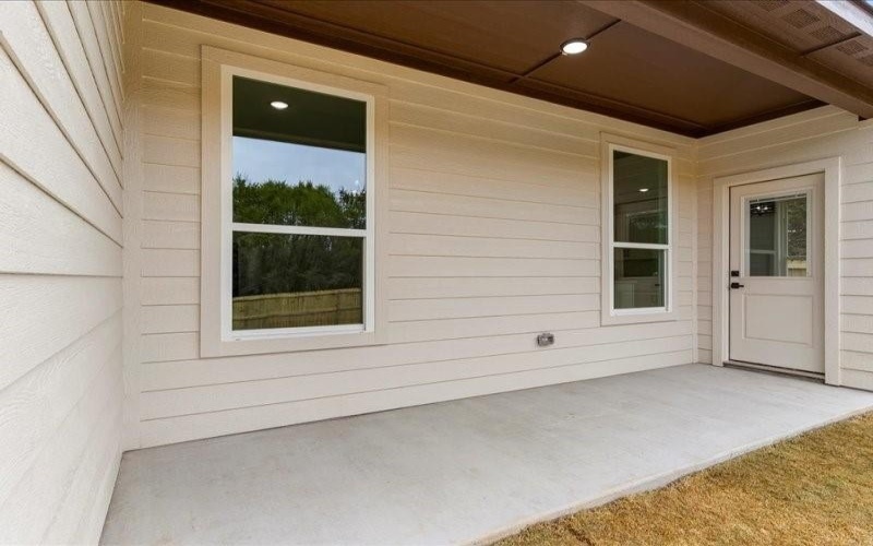 2518 Houston Drive, Granbury, TX 76048, 4 Bedrooms Bedrooms, ,2 BathroomsBathrooms,Residential,For Sale,2518 Houston Drive,0,21177713