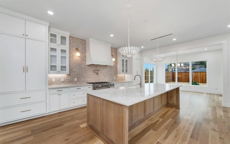 3179 Jubilee Trail, Dallas, TX 75229, 5 Bedrooms Bedrooms, ,5 BathroomsBathrooms,Residential,For Sale,3179 Jubilee Trail,0,21177867