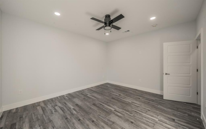 6315 Kemrock Drive, Dallas, TX 75241, 4 Bedrooms Bedrooms, ,2 BathroomsBathrooms,Residential,For Sale,6315 Kemrock Drive,0,21178459