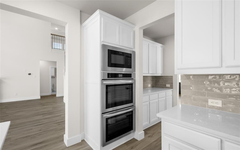 1818 River Hills Court, Midlothian, TX 76065, 5 Bedrooms Bedrooms, ,5 BathroomsBathrooms,Residential,For Sale,1818 River Hills Court,20629547