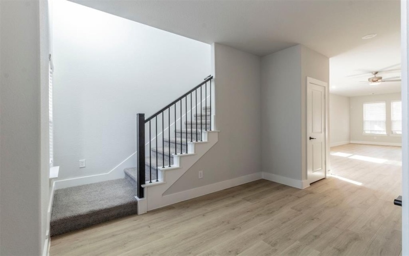 2257 Vista Way, Waxahachie, TX 75165, 3 Bedrooms Bedrooms, ,2 BathroomsBathrooms,Residential,For Sale,2257 Vista Way,0,21178657