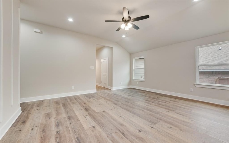 216 Red Wing Drive, Dallas, TX 75241, 4 Bedrooms Bedrooms, ,2 BathroomsBathrooms,Residential,For Sale,216 Red Wing Drive,0,21178956