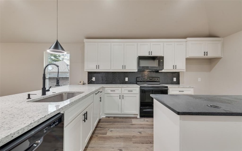 216 Red Wing Drive, Dallas, TX 75241, 4 Bedrooms Bedrooms, ,2 BathroomsBathrooms,Residential,For Sale,216 Red Wing Drive,0,21178956