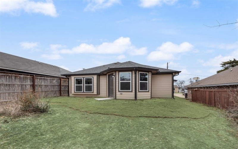 216 Red Wing Drive, Dallas, TX 75241, 4 Bedrooms Bedrooms, ,2 BathroomsBathrooms,Residential,For Sale,216 Red Wing Drive,0,21178956