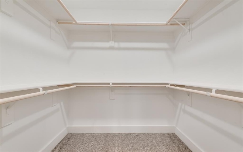 216 Red Wing Drive, Dallas, TX 75241, 4 Bedrooms Bedrooms, ,2 BathroomsBathrooms,Residential,For Sale,216 Red Wing Drive,0,21178956