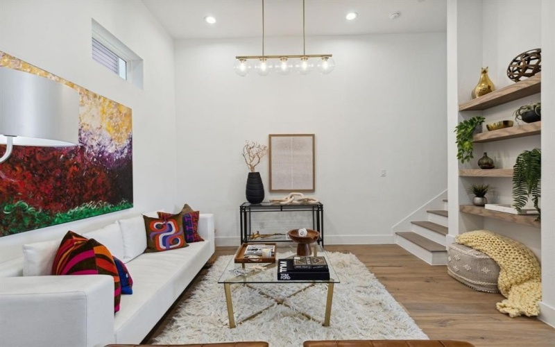 4208 Live Oak Street #106, Dallas, TX 75204, 2 Bedrooms Bedrooms, ,2 BathroomsBathrooms,Residential,For Sale,4208 Live Oak Street,0,21178986