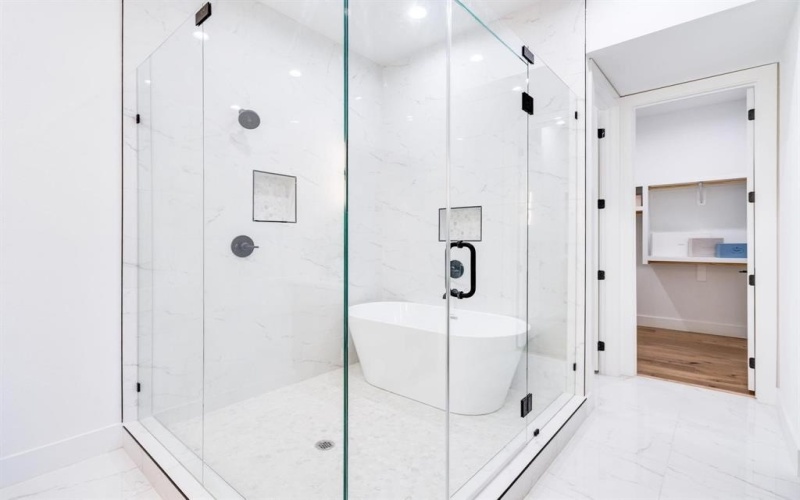 4208 Live Oak Street #106, Dallas, TX 75204, 2 Bedrooms Bedrooms, ,2 BathroomsBathrooms,Residential,For Sale,4208 Live Oak Street,0,21178986