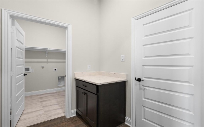 128 Lila Lake Drive, Waxahachie, TX 75165, 4 Bedrooms Bedrooms, ,2 BathroomsBathrooms,Residential,For Sale,128 Lila Lake Drive,0,21179056