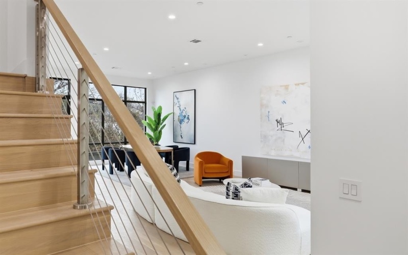 610 N Oak Cliff Boulevard #302, Dallas, TX 75208, 3 Bedrooms Bedrooms, ,3 BathroomsBathrooms,Residential,For Sale,610 N Oak Cliff Boulevard,0,21179062