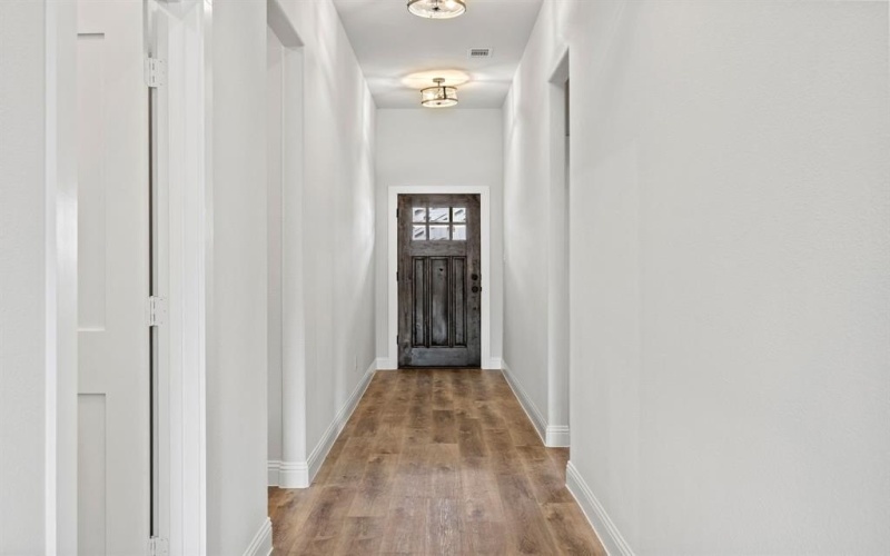 1400 Oak Valley, Denton, TX 76209, 4 Habitaciones Habitaciones , ,2 BañosBaños,Residential,En Venta,1400 Oak Valley,0,21179134