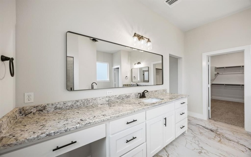 13835 Cashs Mill Road, Sanger, TX 76266, 4 Bedrooms Bedrooms, ,3 BathroomsBathrooms,Residential,For Sale,13835 Cashs Mill Road,0,21179152