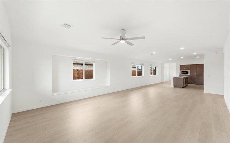 212 Eagle View Lane, Commerce, TX 75428, 3 Habitaciones Habitaciones , ,2 BañosBaños,Residential,En Venta,212 Eagle View Lane,20569572