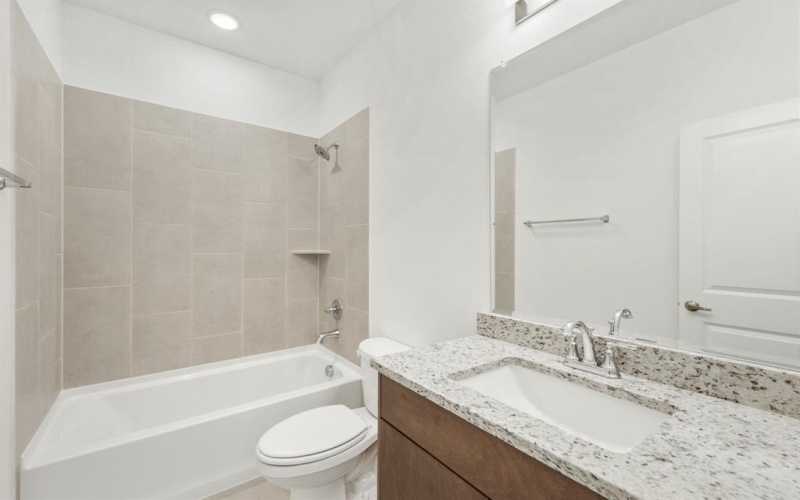 212 Eagle View Lane, Commerce, TX 75428, 3 Habitaciones Habitaciones , ,2 BañosBaños,Residential,En Venta,212 Eagle View Lane,20569572