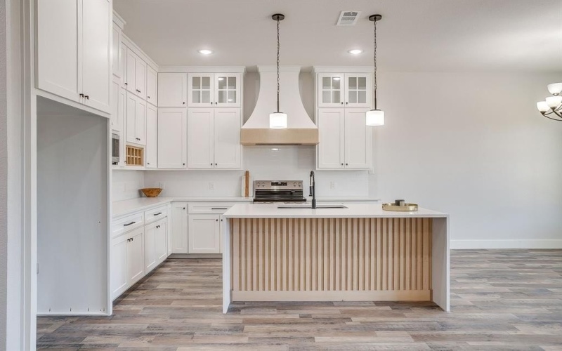 1406 Dorado Drive, Granbury, TX 76048, 3 Habitaciones Habitaciones , ,2 BañosBaños,Residential,En Venta,1406 Dorado Drive,0,21179335