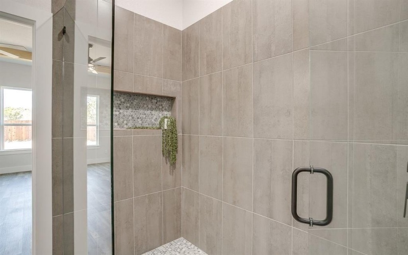 1406 Dorado Drive, Granbury, TX 76048, 3 Habitaciones Habitaciones , ,2 BañosBaños,Residential,En Venta,1406 Dorado Drive,0,21179335