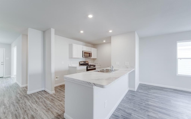 415 Bluebonnet Circle, Chandler, TX 75758, 5 Habitaciones Habitaciones , ,3 BañosBaños,Residential,En Venta,415 Bluebonnet Circle,0,21179395