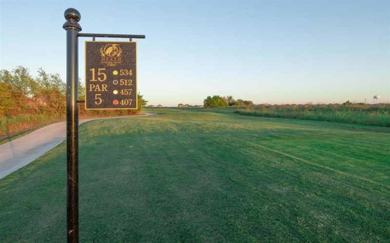 207 Links Court, Heath, TX 75126, 5 Bedrooms Bedrooms, ,5 BathroomsBathrooms,Residential,For Sale,207 Links Court,0,21179408