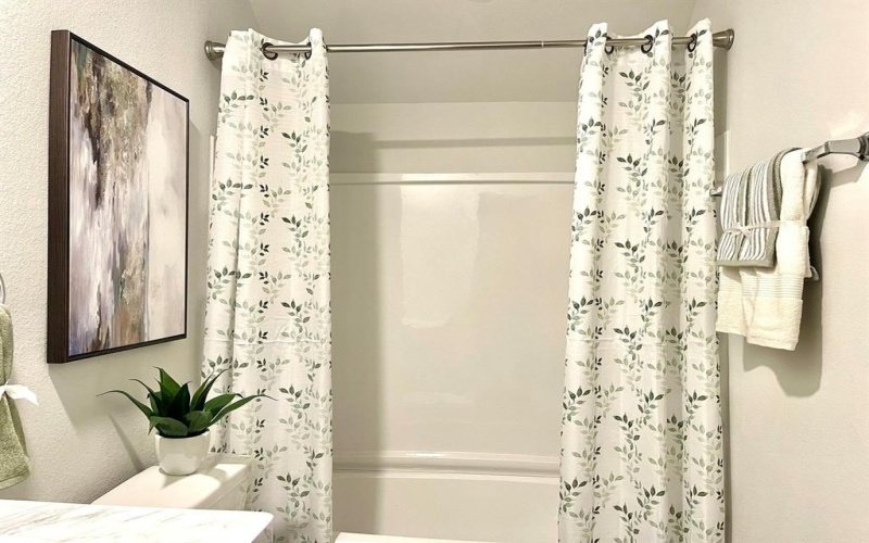 1203 Clover Court, Chandler, TX 75758, 6 Bedrooms Bedrooms, ,5 BathroomsBathrooms,Residential,For Sale,1203 Clover Court,0,21179536