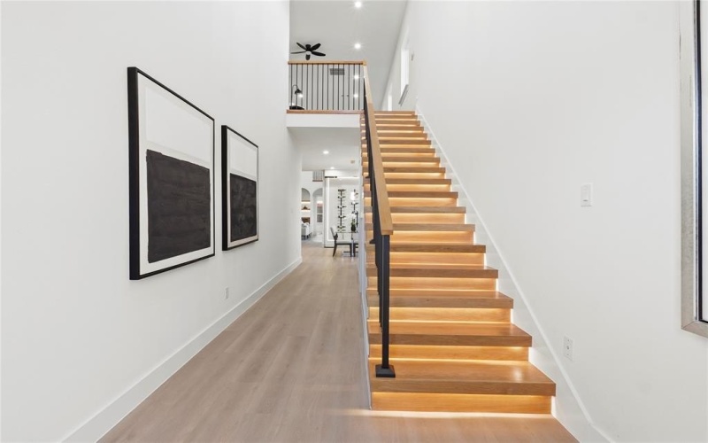 1503 Dennison Street, Dallas, TX 75212, 5 Habitaciones Habitaciones , ,3 BañosBaños,Residential,En Venta,1503 Dennison Street,0,21179655