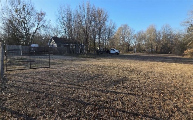 1808 W Long Street, Paris, TX 75460, 3 Habitaciones Habitaciones , ,2 BañosBaños,Residential,En Venta,1808 W Long Street,0,21180005