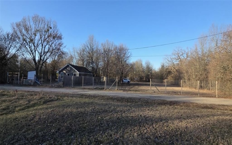 1808 W Long Street, Paris, TX 75460, 3 Habitaciones Habitaciones , ,2 BañosBaños,Residential,En Venta,1808 W Long Street,0,21180005