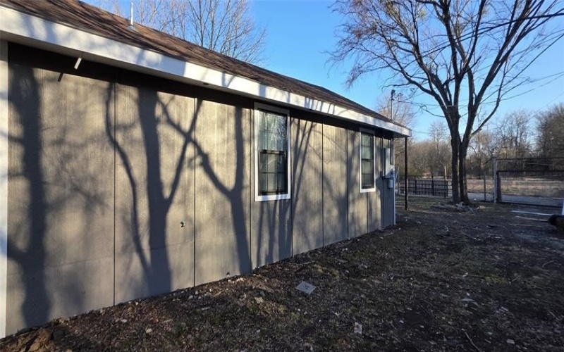 1808 W Long Street, Paris, TX 75460, 3 Habitaciones Habitaciones , ,2 BañosBaños,Residential,En Venta,1808 W Long Street,0,21180005