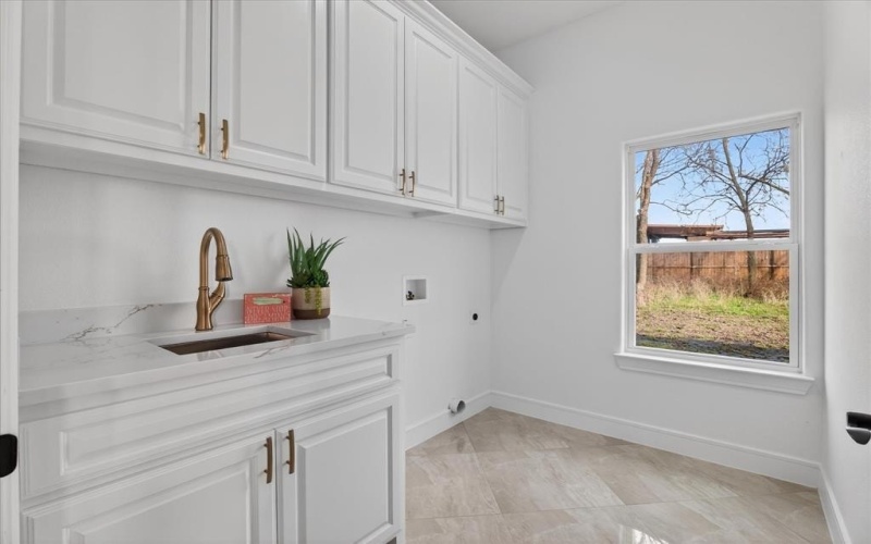 3533 County Road 1092, Celeste, TX 75423, 3 Bedrooms Bedrooms, ,2 BathroomsBathrooms,Residential,For Sale,3533 County Road 1092,0,21180051