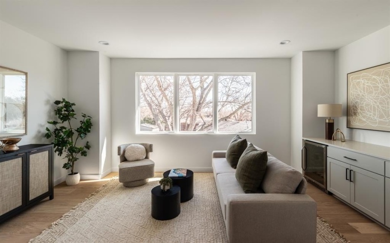 420 Hambrick Road, Dallas, TX 75218, 4 Bedrooms Bedrooms, ,5 BathroomsBathrooms,Residential,For Sale,420 Hambrick Road,0,21180060