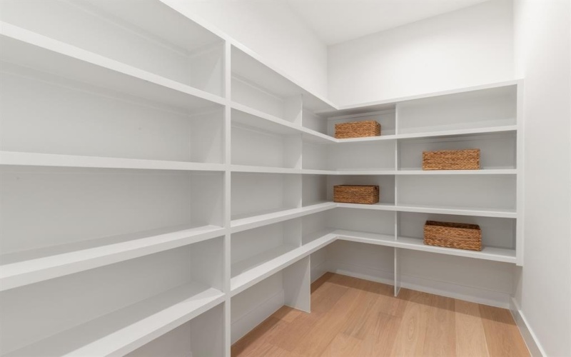 420 Hambrick Road, Dallas, TX 75218, 4 Bedrooms Bedrooms, ,5 BathroomsBathrooms,Residential,For Sale,420 Hambrick Road,0,21180060