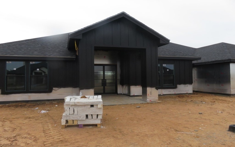 5618 E County Rd 94, Midland, TX 79706, 5 Bedrooms Bedrooms, ,5 BathroomsBathrooms,Residential,For Sale,5618 E County Rd 94,0,50090861