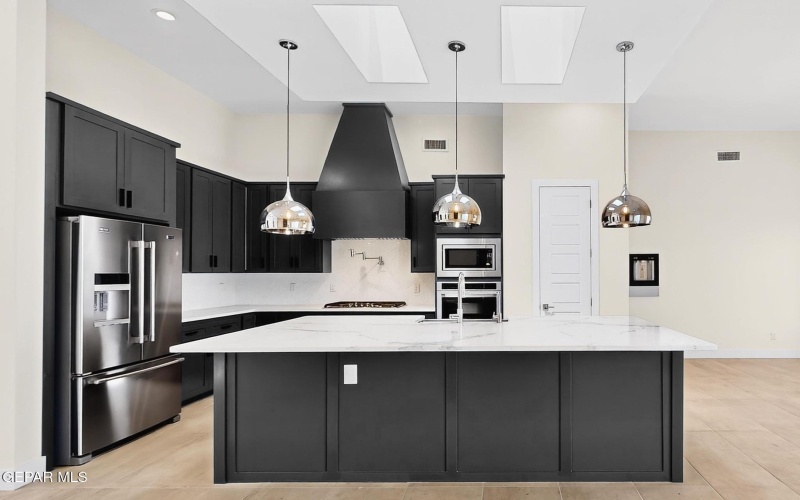 317 RIO DE JAZMIN Circle, El Paso, TX 79932, 4 Bedrooms Bedrooms, ,3 BathroomsBathrooms,Residential,For Sale,317 RIO DE JAZMIN Circle,0,938217