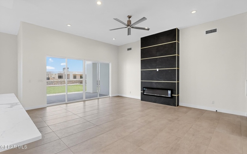 317 RIO DE JAZMIN Circle, El Paso, TX 79932, 4 Bedrooms Bedrooms, ,3 BathroomsBathrooms,Residential,For Sale,317 RIO DE JAZMIN Circle,0,938217