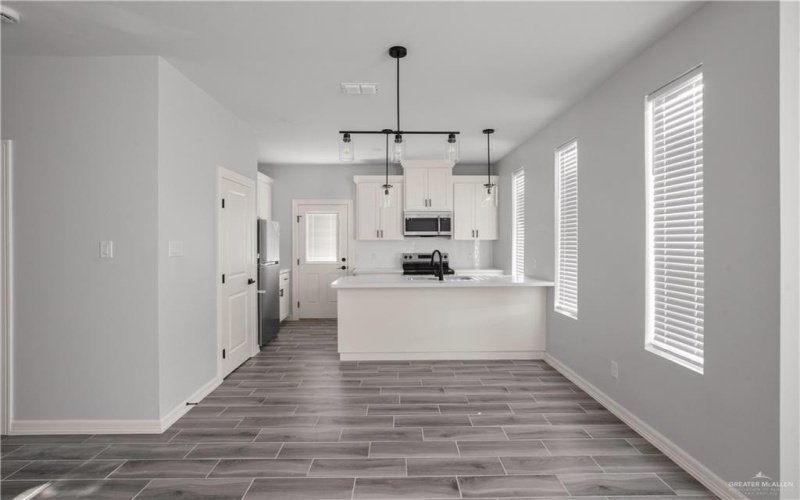 404 N Onyx Avenue unit: 3 #3, Edinburg, TX 78541, 3 Bedrooms Bedrooms, ,2 BathroomsBathrooms,Residential,For Sale,404 N Onyx Avenue unit: 3,0,494852