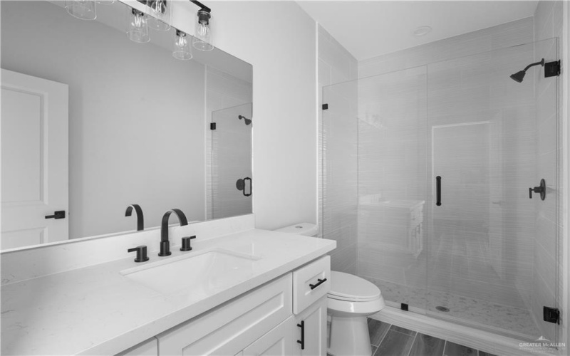 404 N Onyx Avenue unit: 3 #3, Edinburg, TX 78541, 3 Bedrooms Bedrooms, ,2 BathroomsBathrooms,Residential,For Sale,404 N Onyx Avenue unit: 3,0,494852