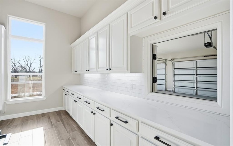 1101 Tremont Lane, Granbury, TX 76049, 3 Bedrooms Bedrooms, ,3 BathroomsBathrooms,Residential,For Sale,1101 Tremont Lane,0,21179634