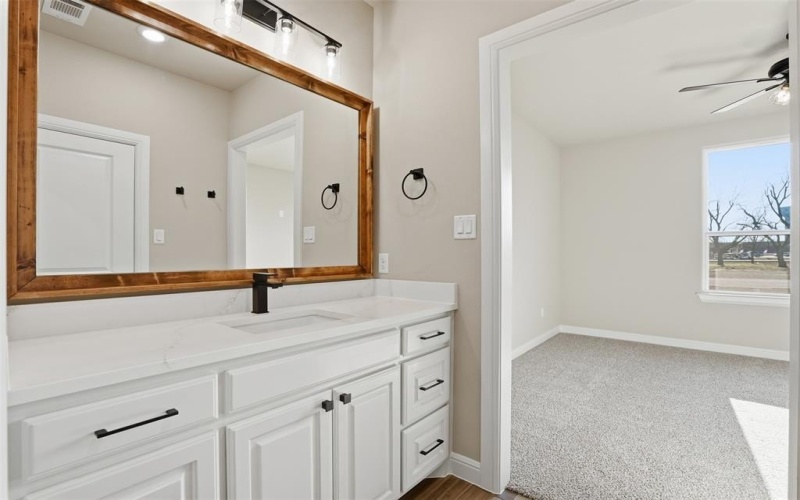 1101 Tremont Lane, Granbury, TX 76049, 3 Bedrooms Bedrooms, ,3 BathroomsBathrooms,Residential,For Sale,1101 Tremont Lane,0,21179634