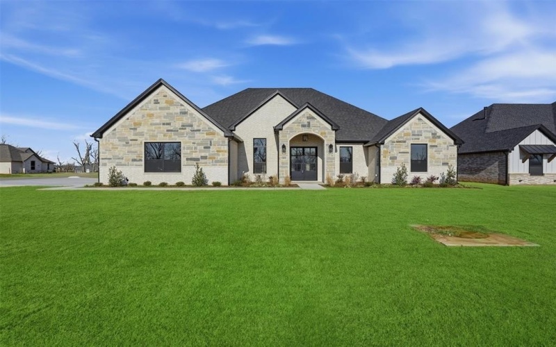 1101 Tremont Lane, Granbury, TX 76049, 3 Bedrooms Bedrooms, ,3 BathroomsBathrooms,Residential,For Sale,1101 Tremont Lane,0,21179634