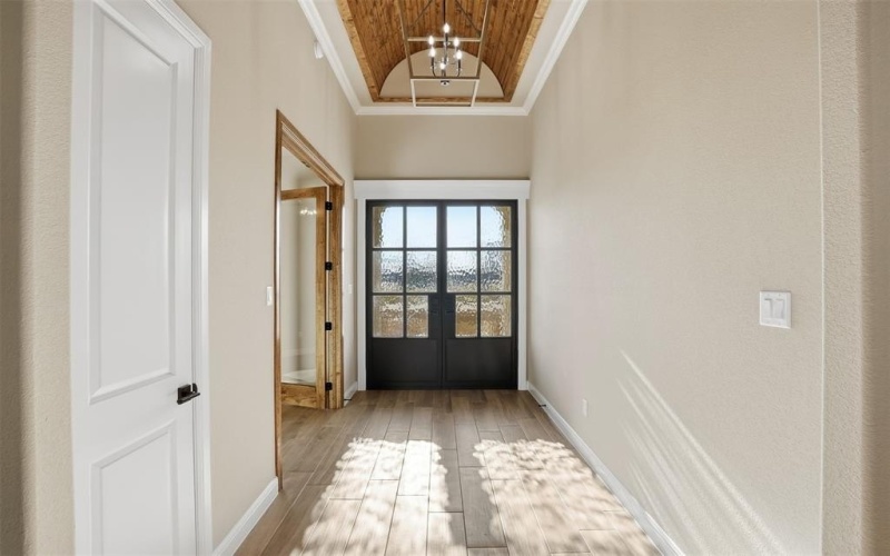 1101 Tremont Lane, Granbury, TX 76049, 3 Bedrooms Bedrooms, ,3 BathroomsBathrooms,Residential,For Sale,1101 Tremont Lane,0,21179634