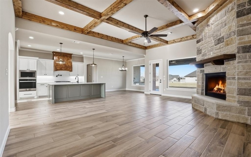 1101 Tremont Lane, Granbury, TX 76049, 3 Bedrooms Bedrooms, ,3 BathroomsBathrooms,Residential,For Sale,1101 Tremont Lane,0,21179634