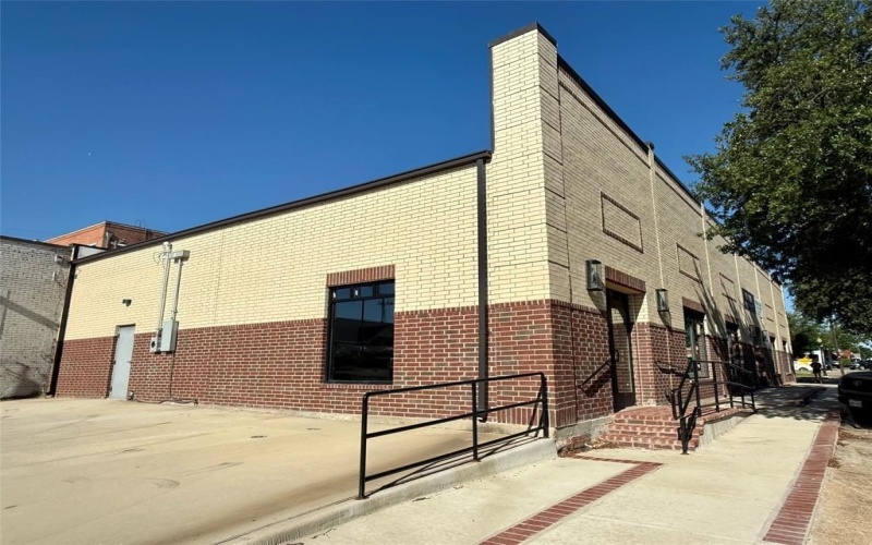 200 E Nash Street, Terrell, TX 75160, ,Otro,En Venta,200 E Nash Street,0,21180304