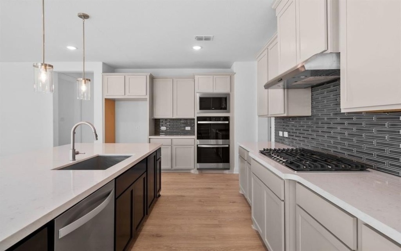 229 Pine Leaf Trail, Waxahachie, TX 75165, 4 Habitaciones Habitaciones , ,3 BañosBaños,Residential,En Venta,229 Pine Leaf Trail,0,21180427