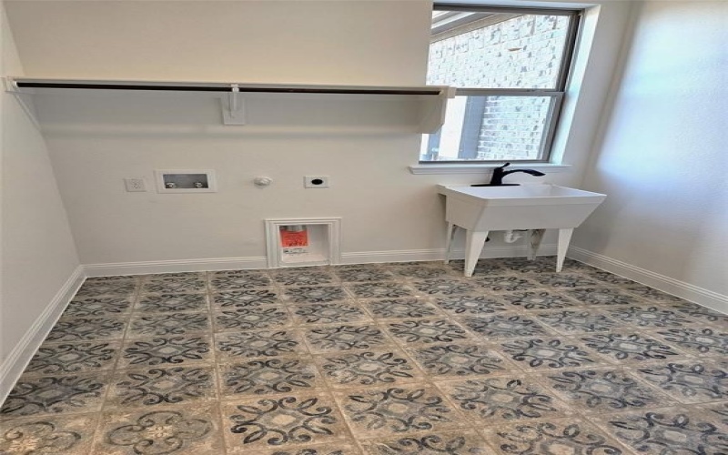 385 Willie's Court, Whitesboro, TX 76273, 6 Habitaciones Habitaciones , ,3 BañosBaños,Residential,En Venta,385 Willie's Court,0,21180438