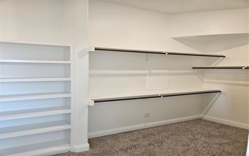 385 Willie's Court, Whitesboro, TX 76273, 6 Habitaciones Habitaciones , ,3 BañosBaños,Residential,En Venta,385 Willie's Court,0,21180438