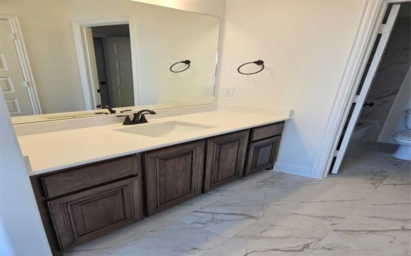 385 Willie's Court, Whitesboro, TX 76273, 6 Habitaciones Habitaciones , ,3 BañosBaños,Residential,En Venta,385 Willie's Court,0,21180438