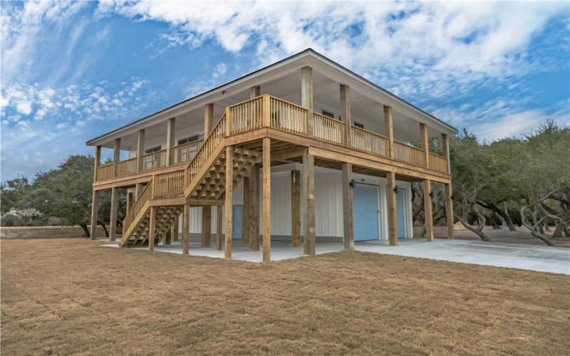 151 Front St, Rockport, TX 78382, 3 Bedrooms Bedrooms, ,2 BathroomsBathrooms,Residential,For Sale,151 Front St,0,471623