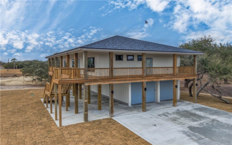 151 Front St, Rockport, TX 78382, 3 Bedrooms Bedrooms, ,2 BathroomsBathrooms,Residential,For Sale,151 Front St,0,471623