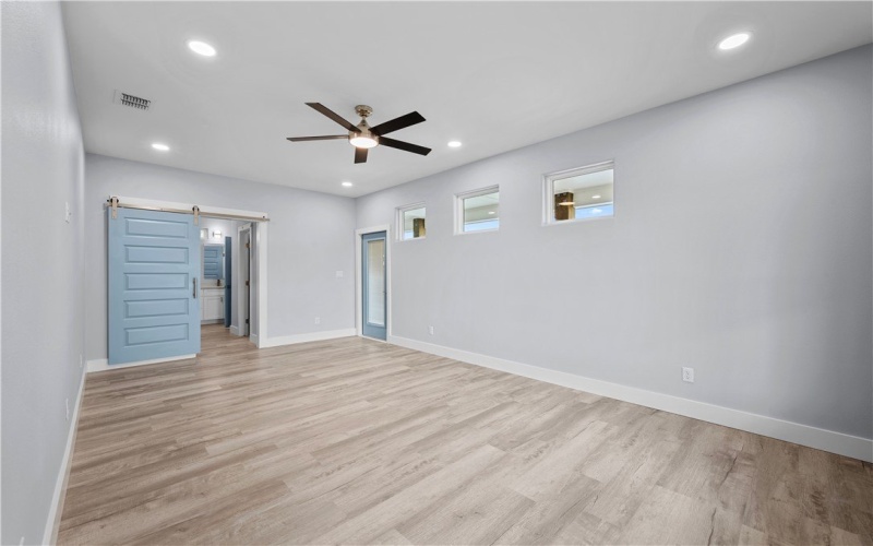 151 Front St, Rockport, TX 78382, 3 Bedrooms Bedrooms, ,2 BathroomsBathrooms,Residential,For Sale,151 Front St,0,471623