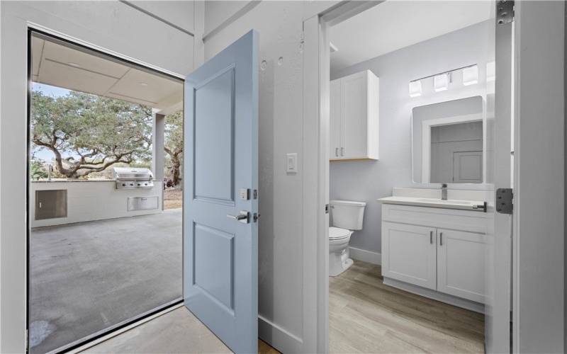 151 Front St, Rockport, TX 78382, 3 Bedrooms Bedrooms, ,2 BathroomsBathrooms,Residential,For Sale,151 Front St,0,471623